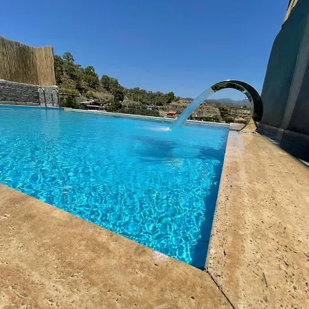 Vil Villa *